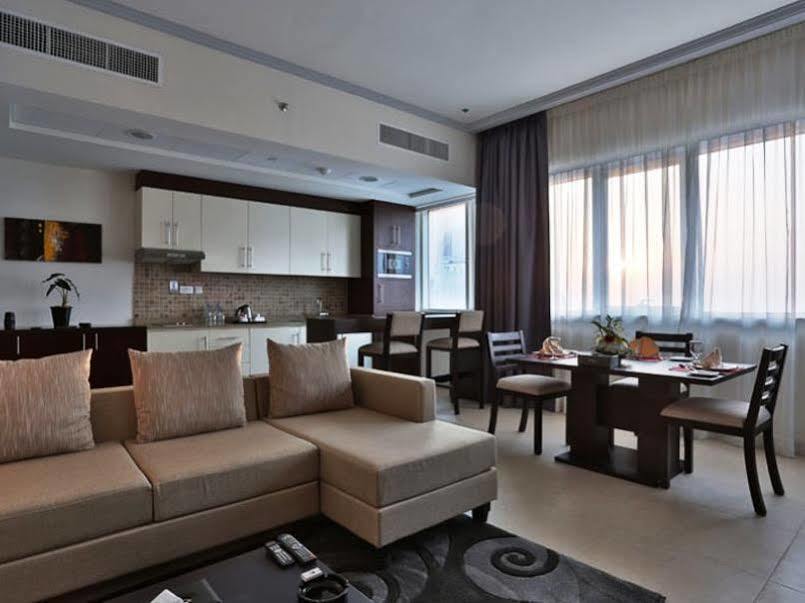 Tower Hotel Apartments Abu Dhabi Exterior photo